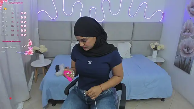 Snapshot of nashiira_ chatting on December 2024 08:22:01 PM nashiira online show from December 2024 08:22:01 PM