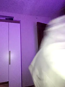 EmmaMelissa0521 online show from January 2025 05:02:02 AM