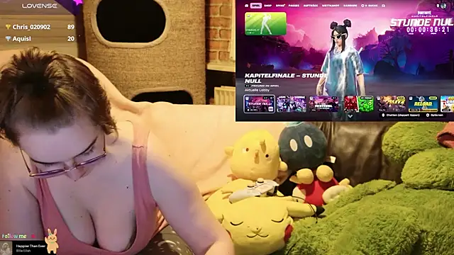 Snapshot of GamerGirl_Eve chatting on November 2025 06:22:02 PM GamerGirl Eve online show from November 2025 06:22:02 PM