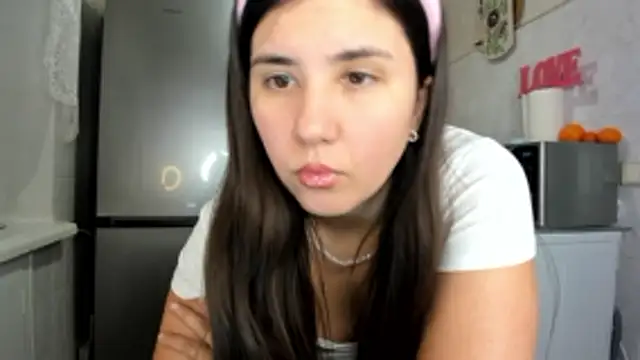 MiaMarrone online show from January 2026 09:28:01 PM