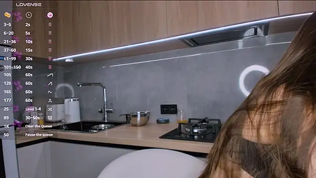 BondGirll online show from December 2024 09:35:02 AM