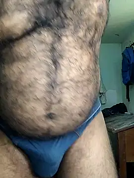 Snapshot of MalluBoyForGirls chatting on November 2025 07:40:01 AM MalluBoyForGirls online show from November 2025 07:40:01 AM