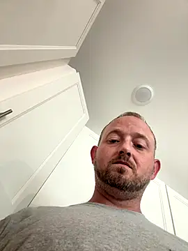 smokeymt420 online show from September 2025 05:47:02 PM