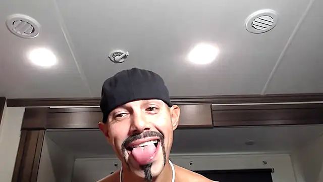 ThickD2C online show from December 2025 08:14:01 PM