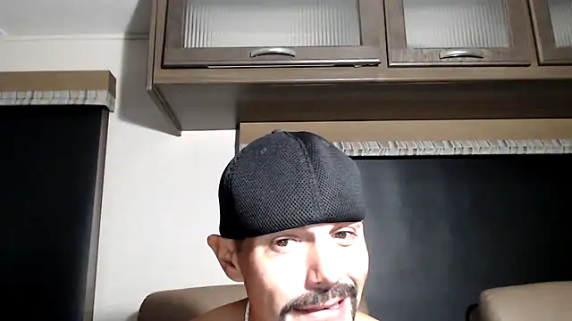 Snapshot of ThickD2C chatting on February 2026 06:46:01 PM ThickD2C online show from February 2026 06:46:01 PM