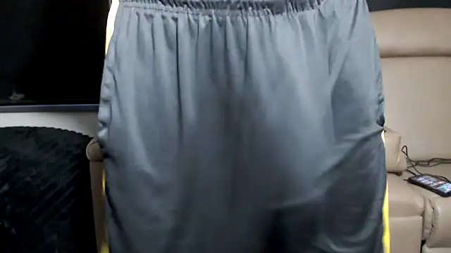 Snapshot of ThickD2C chatting on February 2026 07:01:02 PM ThickD2C online show from February 2026 07:01:02 PM