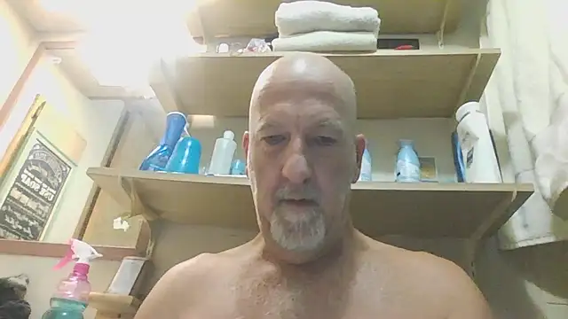 Yankeedave420 online show from November 2025 09:19:02 AM