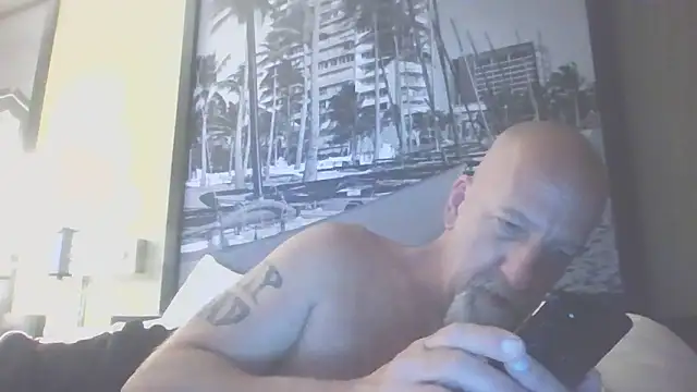 Snapshot of Yankeedave420 chatting on June 2026 10:17:02 AM Yankeedave420 online show from June 2026 10:17:02 AM
