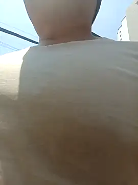 chicoguapo8 online show from December 2025 05:52:02 PM