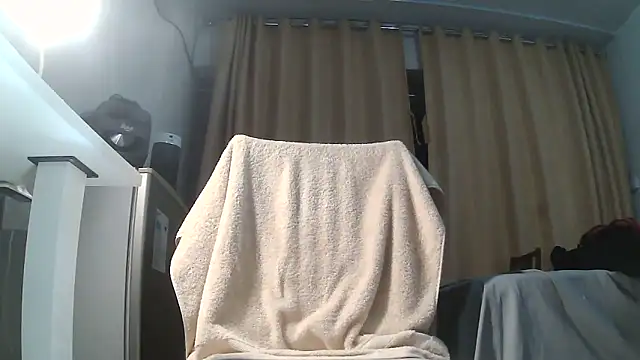 chicoguapo8 online show from March 2026 08:32:02 AM