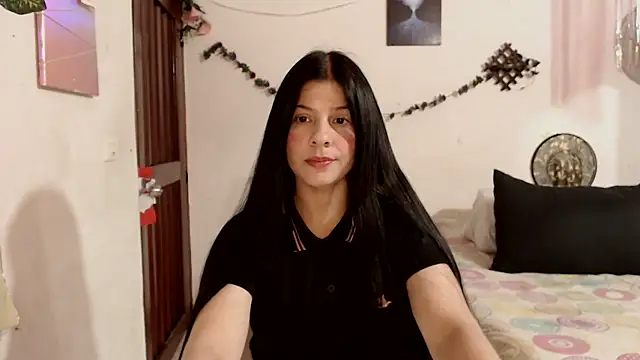 Estefani 32 online show from December 2025 08:38:02 PM