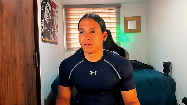 Snapshot of Liam_V chatting on January 2025 05:16:02 PM Liam V online show from January 2025 05:16:02 PM