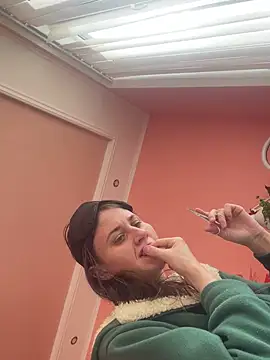 Flossy Vettie online show from March 2026 11:39:01 AM