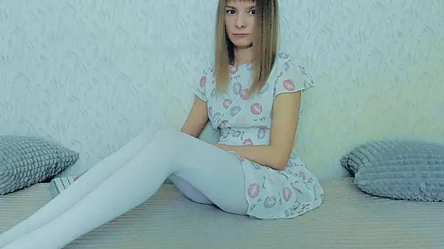 YourCaramel online show from January 2025 11:23:02 AM