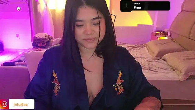 feluriana online show from April 2026 06:45:01 PM