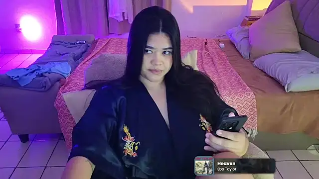 feluriana online show from May 2026 11:56:01 PM