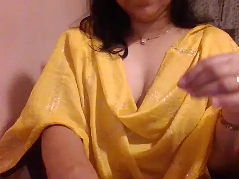 Pinky 4 online show from November 2025 04:42:01 PM