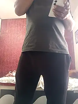 Snapshot of hornydick4you chatting on February 2025 06:18:02 AM hornydick4you online show from February 2025 06:18:02 AM