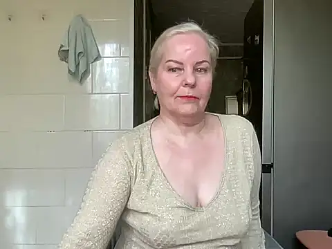 Snapshot of milaja chatting on May 2026 02:22:01 PM milaja online show from May 2026 02:22:01 PM