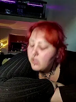 Snapshot of Cutegothcrybabyx chatting on October 2025 10:36:01 PM Cutegothcrybabyx online show from October 2025 10:36:01 PM