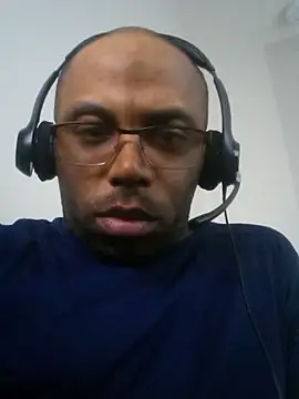 Snapshot of jhoneybee chatting on January 2025 06:35:01 PM jhoneybee online show from January 2025 06:35:01 PM