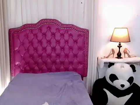 DreamLADYBOY online show from November 2025 09:37:02 PM