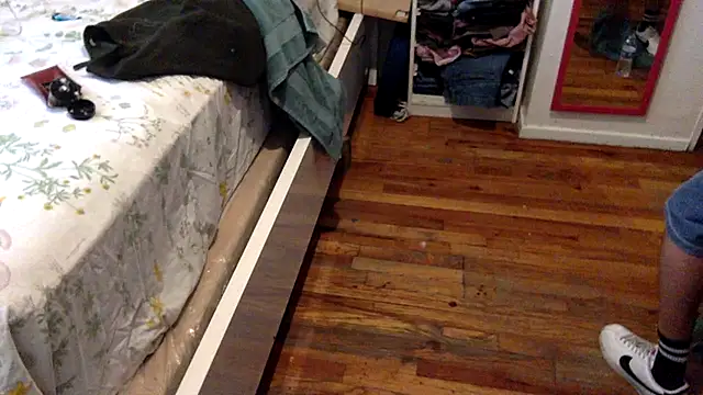 BIG-CkD F online show from March 2025 07:49:02 PM