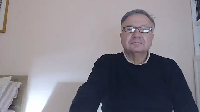 Snapshot of YOU6me chatting on November 2025 04:40:01 PM YOU6me online show from November 2025 04:40:01 PM