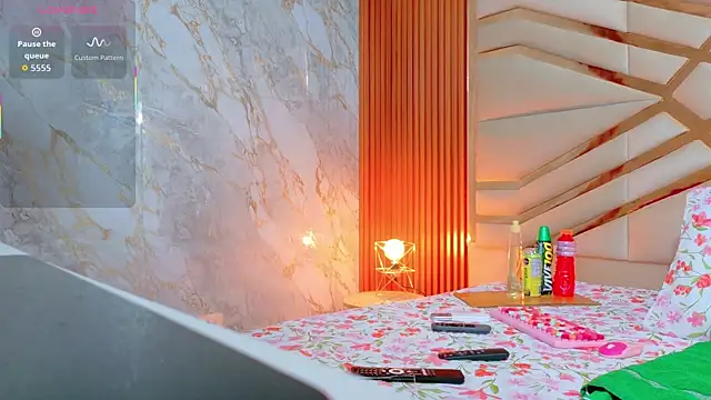 Snapshot of mommywebcam chatting on October 2025 02:19:02 AM mommywebcam online show from October 2025 02:19:02 AM