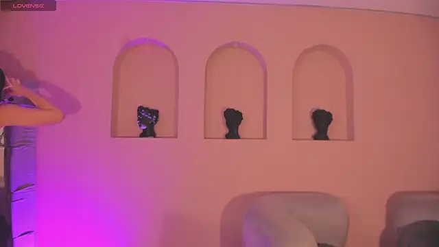 Snapshot of AnaDurant chatting on November 2025 01:01:02 PM AnaDurant online show from November 2025 01:01:02 PM