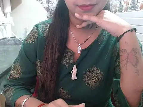 LovingPihu online show from April 2026 05:08:02 AM