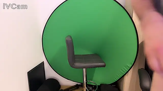 the-magic-dick77 online show from February 2026 11:32:01 PM