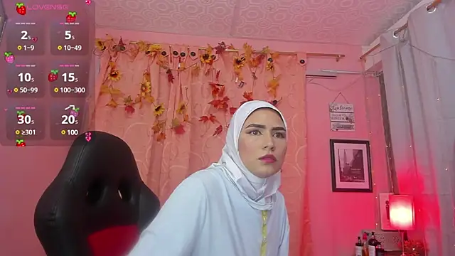 Snapshot of DarshaKhemu chatting on February 2025 08:55:02 PM DarshaKhemu online show from February 2025 08:55:02 PM