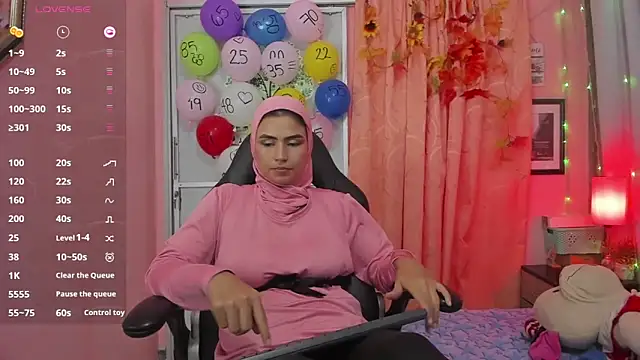 Snapshot of DarshaKhemu chatting on March 2025 12:04:02 AM DarshaKhemu online show from March 2025 12:04:02 AM