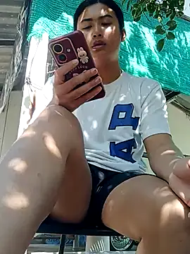 Snapshot of NannyNannybabe chatting on January 2025 06:19:02 AM NannyNannybabe online show from January 2025 06:19:02 AM