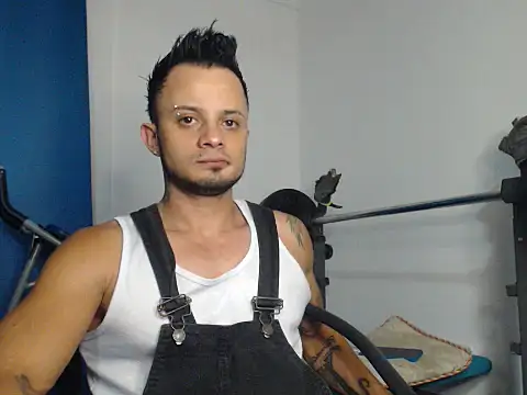 Snapshot of JacobJamess chatting on December 2024 12:52:01 AM JacobJamess online show from December 2024 12:52:01 AM