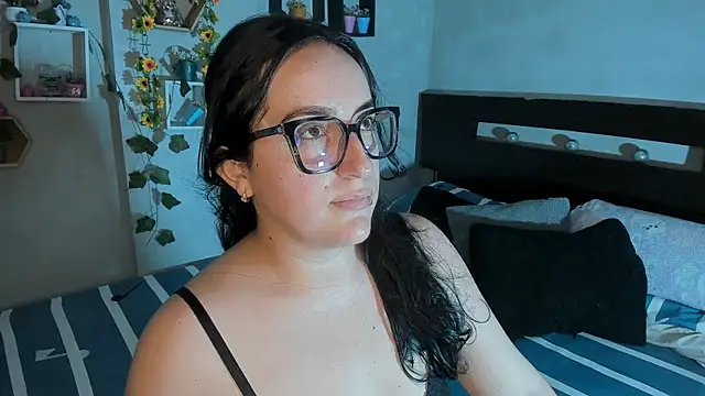 Snapshot of Cherry_jhoana chatting on December 2024 10:49:02 PM Cherry jhoana online show from December 2024 10:49:02 PM