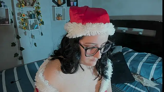 Snapshot of Cherry_jhoana chatting on December 2024 12:44:01 PM Cherry jhoana online show from December 2024 12:44:01 PM