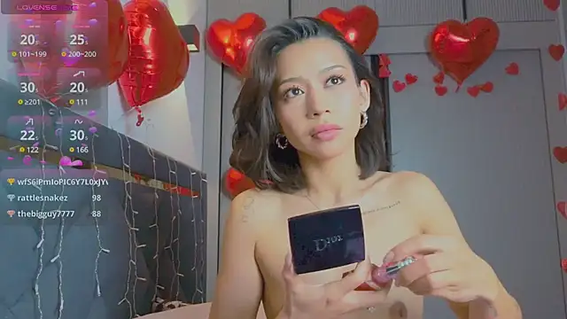 Snapshot of Mia_Tin chatting on February 2025 12:32:01 PM Mia Tin online show from February 2025 12:32:01 PM