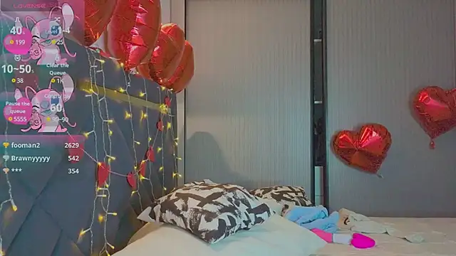 Snapshot of Mia_Tin chatting on February 2025 12:19:01 PM Mia Tin online show from February 2025 12:19:01 PM