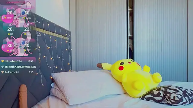 Snapshot of Mia_Tin chatting on March 2025 09:43:01 AM Mia Tin online show from March 2025 09:43:01 AM