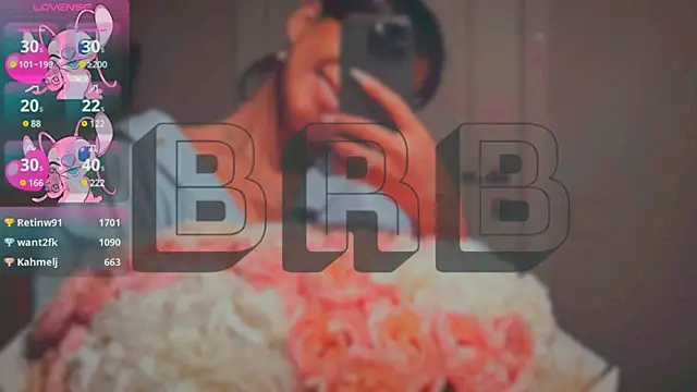 Snapshot of Mia_Tin chatting on March 2025 09:30:01 AM Mia Tin online show from March 2025 09:30:01 AM