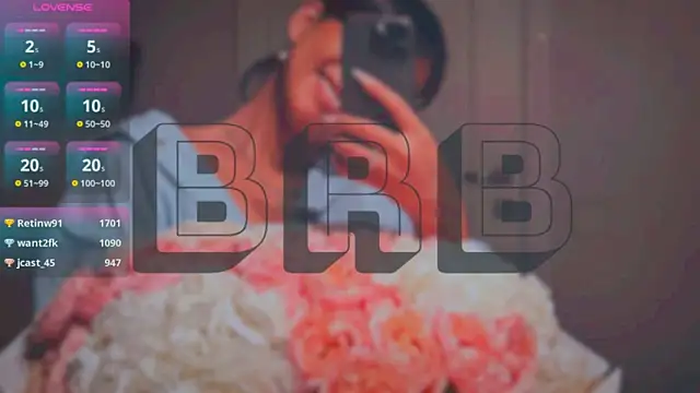 Snapshot of Mia_Tin chatting on March 2025 07:02:02 AM Mia Tin online show from March 2025 07:02:02 AM