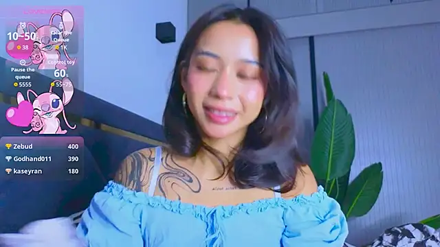 Snapshot of Mia_Tin chatting on September 2025 04:12:02 PM Mia Tin online show from September 2025 04:12:02 PM