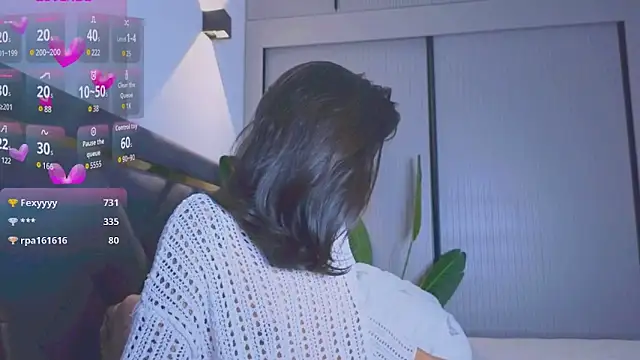 Snapshot of Mia_Tin chatting on October 2025 05:36:02 PM Mia Tin online show from October 2025 05:36:02 PM