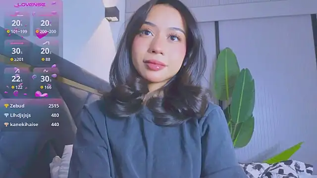 Snapshot of Mia_Tin chatting on November 2025 01:09:02 PM Mia Tin online show from November 2025 01:09:02 PM