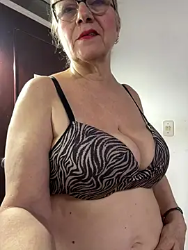 Snapshot of Sexytaty2022 chatting on June 2026 12:53:02 PM Sexytaty2022 online show from June 2026 12:53:02 PM