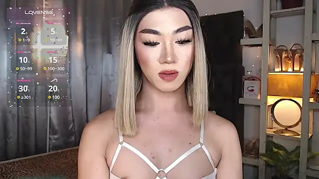 Local Hoelyx online show from December 2024 10:26:01 PM