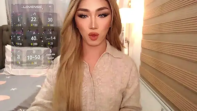 Local Hoelyx online show from December 2024 02:19:02 PM