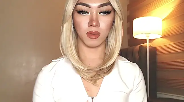 Local Hoelyx online show from February 2025 06:55:01 PM